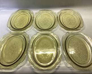 6 VINTAGE AMBER FEDERAL GLASS MADRID PATTERN PLATTERS