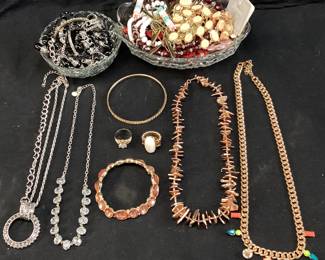 ASSORTED COSTUME JEWELRY