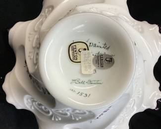  LTD. FENTON PLUM CREST HAND PAINTED GLASS BASKET, SIGNED BY BILL FENTON, FAMILY SIGNATURE SERIES