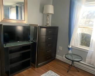 2 dressers $50