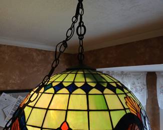 Tiffany Glass/Tiffany style hanging lamp Approx 21in wide 