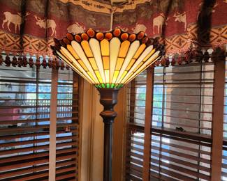 Tiffany Style Floor Lamp
