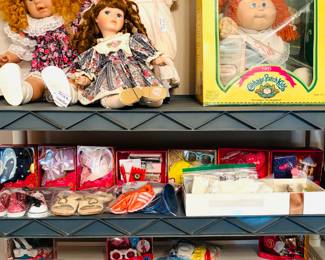  Vintage baby outfits, Our Generation doll accessories, a collection of vintage porcelain and dolls, including a 1989 Hamilton Heritage "Jessica" doll and several "Jessie" dolls. Also a vintage Cabbage Patch Kids doll, model "Celest". 