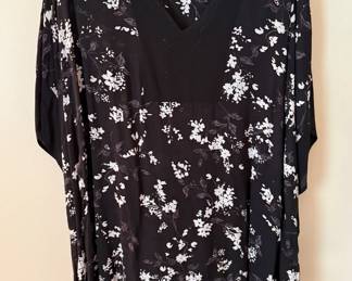 "Simply Vera" Vera Wang Black and White Floral Dress