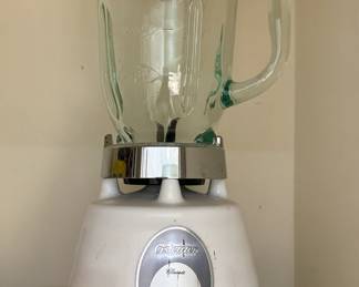Oster Classic Series Blender