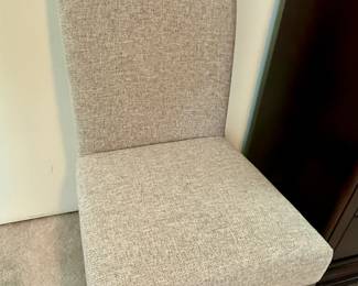 Havertys Upholstered Parsons Dining Chair in Pebble Tweed Fabric
