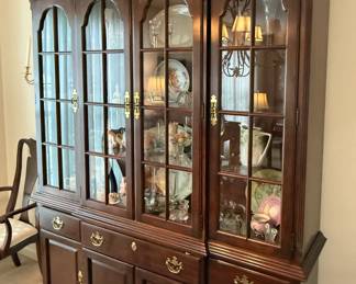 Drexel Heritage Federal Style Cherry Breakfront China Cabinet
