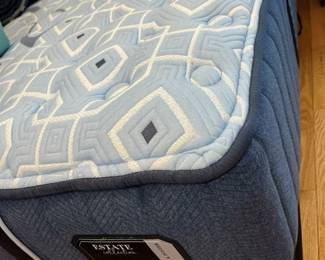 105 Sterns Foster Tonya Dale Estate Firm Full Mattress Detail