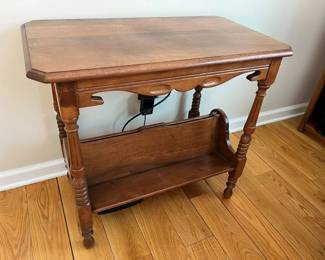 105 Vintage Magazine Maple End Table