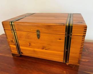 105 Cedar Keepsake Box