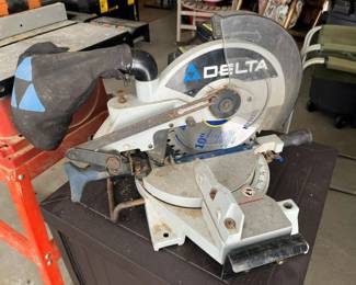 105 Delta ShopMaster 10In. Compound Miter Saw