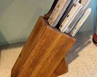 105 Chicago Cutlery Knife Block