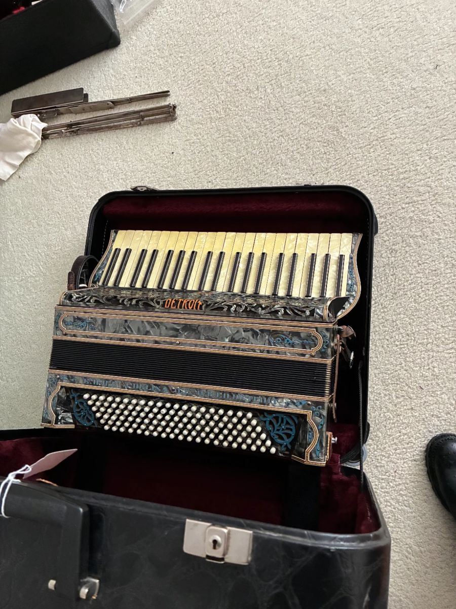 Empire and Pollina Detroit Accordion