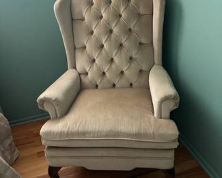 wing back chair