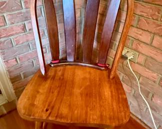 Oak Spindle Back Windsor Dining Chair