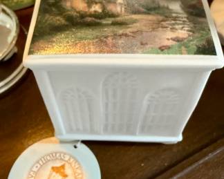 Thomas Kinkade The Forest Chapel Music Box