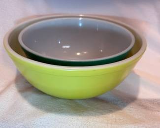 Pyrex Mixing Bowl Set Primary Colors