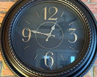 Black Double Beaded Rope Frame Wall Clock