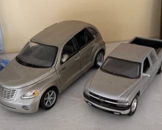 Maisto Scale Diecast Model Cars Chrysler PT Cruiser GT Chevrolet Silverado