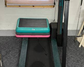 DP Concourse Integrity Series .M Treadmill