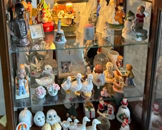 Jasper Cabinet Company Model Olde Frtwd Display Hutch with Assorted Figurines third image