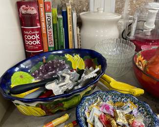 Kitchenware, Cookbooks