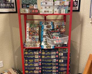 Collection of puzzles, many by Jan van Haasteren, Comics only Star Trek and X-Files