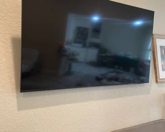 Samsung 55” TV