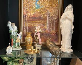 Vintage Decor, Mary Statue is as sis