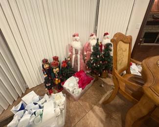 . . . Christmas decor