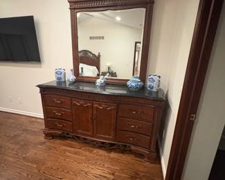 . . . gorgeous mirrored dresser