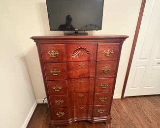 . . . chest of drawers w/flat-screen TV
