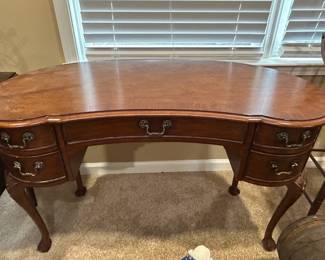 Vintage Henredon Kidney-shaped Writing Desk