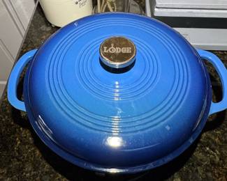 Lodge Quart Caribbean Blue Enameled Cast Iron Dutch Oven