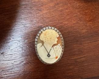 Antique K White Gold Habille Cameo Brooch Pendant with Diamonds