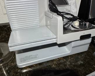 ChefsChoice A Electric Meat Slicer