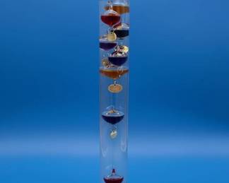 Galileo Thermometer second image