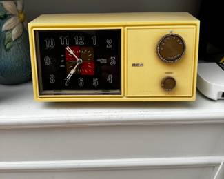 RCA Coffee Time Kitchen AM Clock Radio Model RZDY