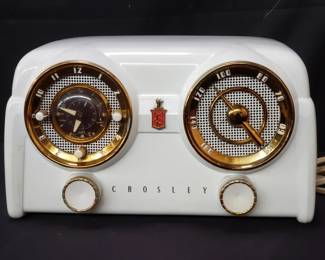 Crosley retro radio model D-25WE