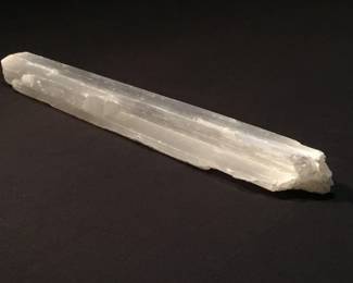 Large crystal spear shard