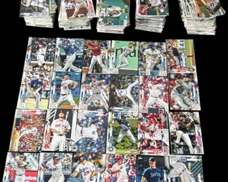 Lot of 2020 Topps baseball cards