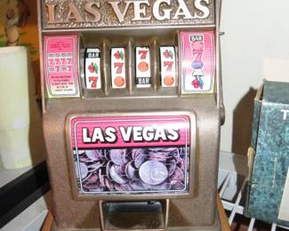 Vintage Metal Las Vegas Mini Slot Machine