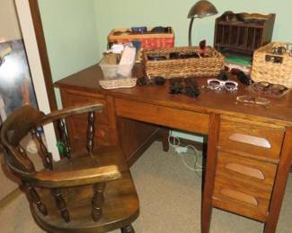 Vintage Solid Oak7 Drawer Desk & Chair
