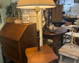 Vintage floor lamp with drop leaf