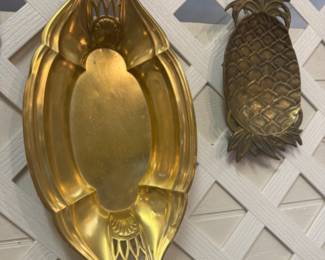 brass tray or hanging piece, vintage brass pineapple