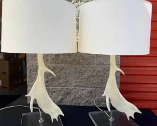 SR123Moose Antler Lamps