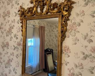 Better picture of the gold mirror