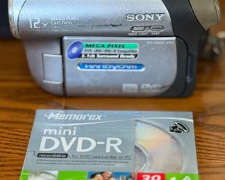 Sony DCR-DVD203 DVD/RW Handicam