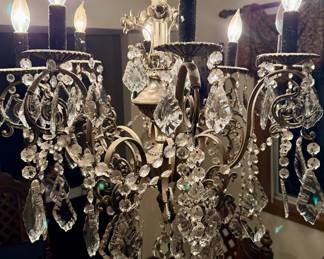 Beautiful Crystal 8 Arm Chandelier