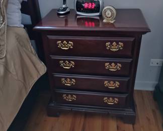 Matching low chest with drawers 